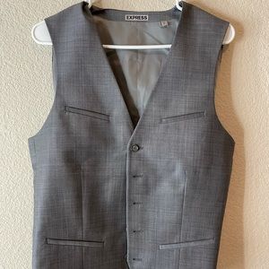 Express vest and pants set